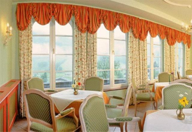 Wohlfuehlresort Und Feriengut Martinerhof Sankt Martin am Tennengebirge Esterno foto