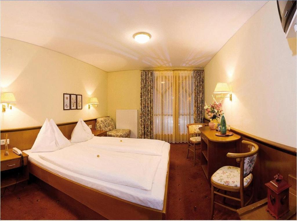 Wohlfuehlresort Und Feriengut Martinerhof Sankt Martin am Tennengebirge Esterno foto